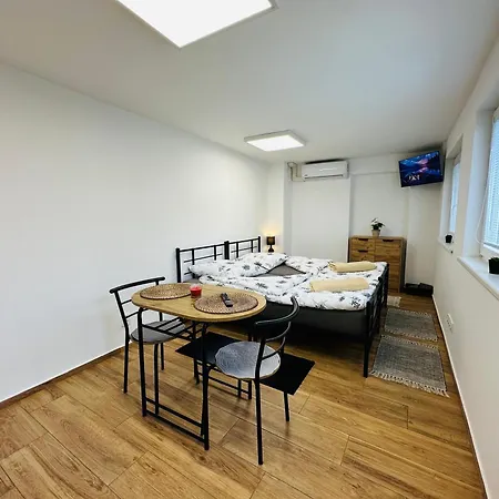 Apartment Utulny V Klidne Casti Benesova *
